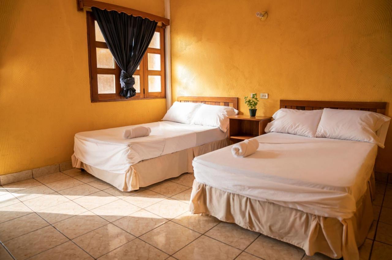 Natz Hotel Flores Ngoại thất bức ảnh
