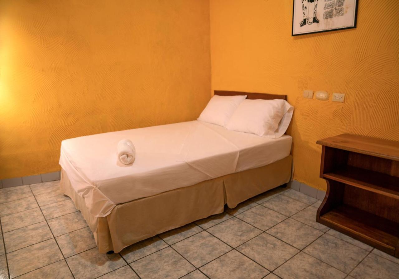 Natz Hotel Flores Ngoại thất bức ảnh