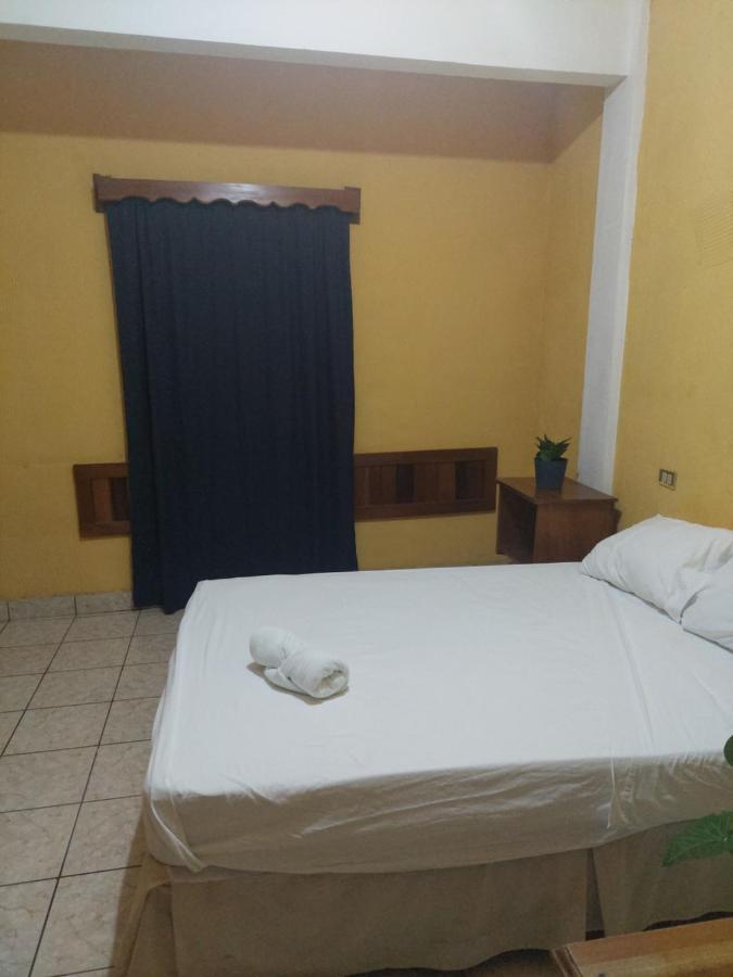 Natz Hotel Flores Ngoại thất bức ảnh