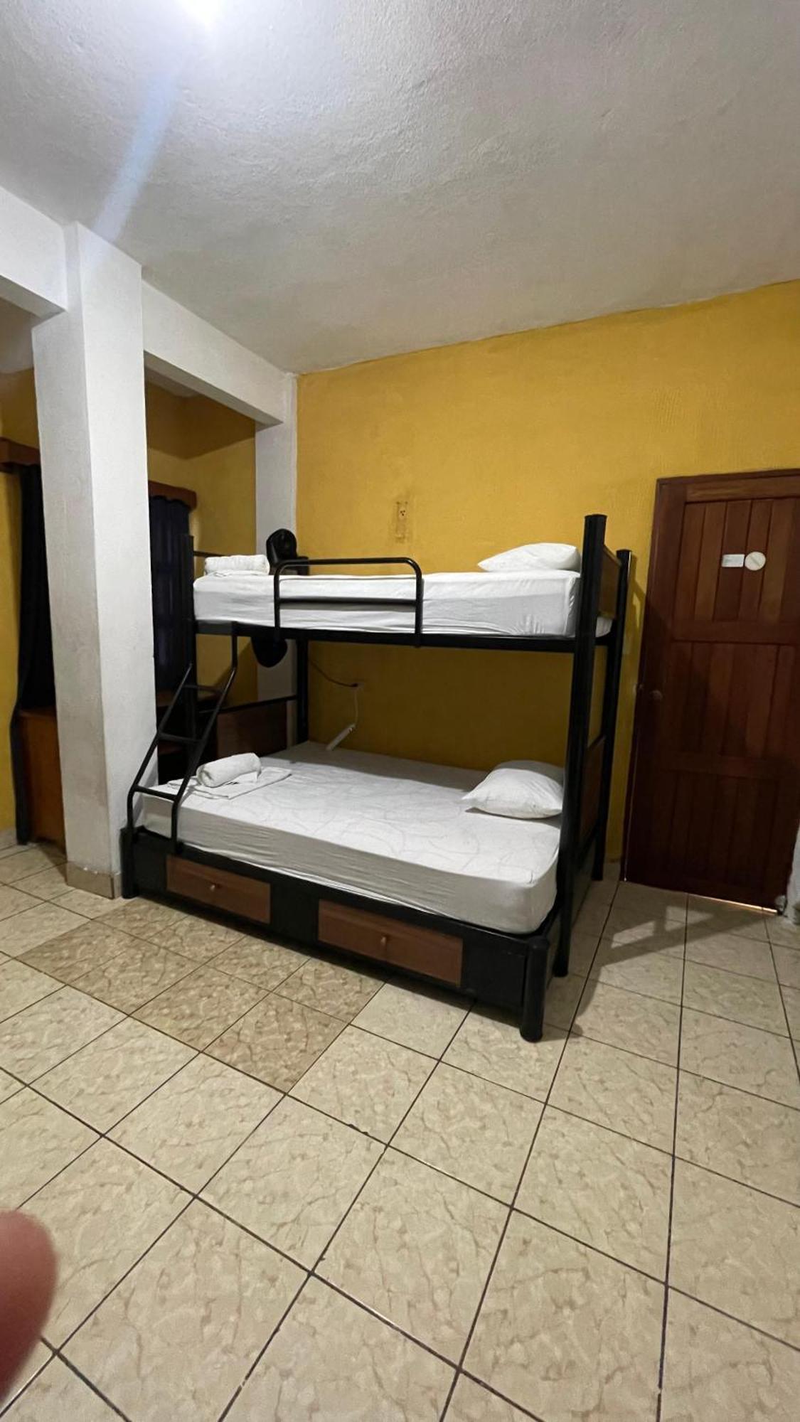 Natz Hotel Flores Ngoại thất bức ảnh