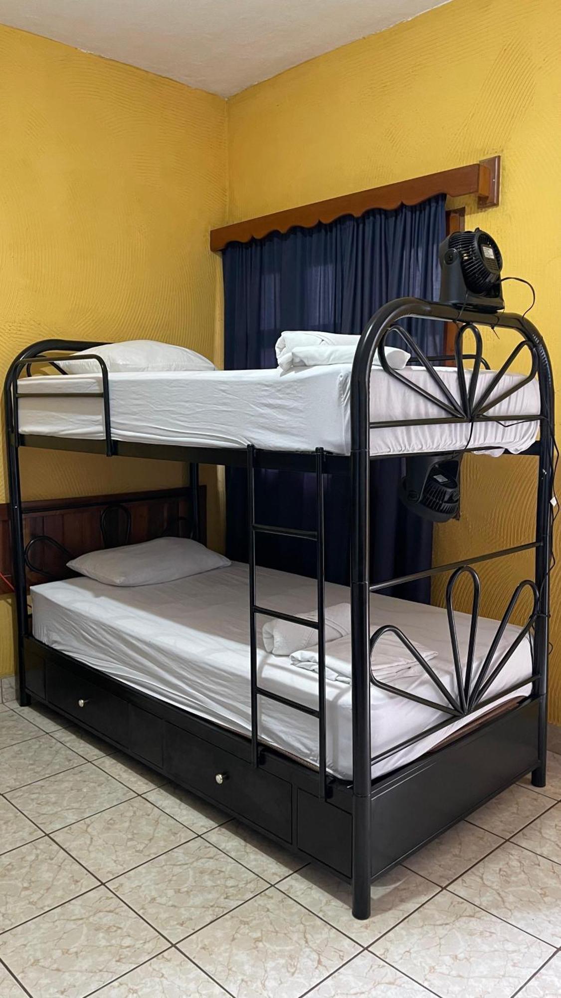 Natz Hotel Flores Ngoại thất bức ảnh